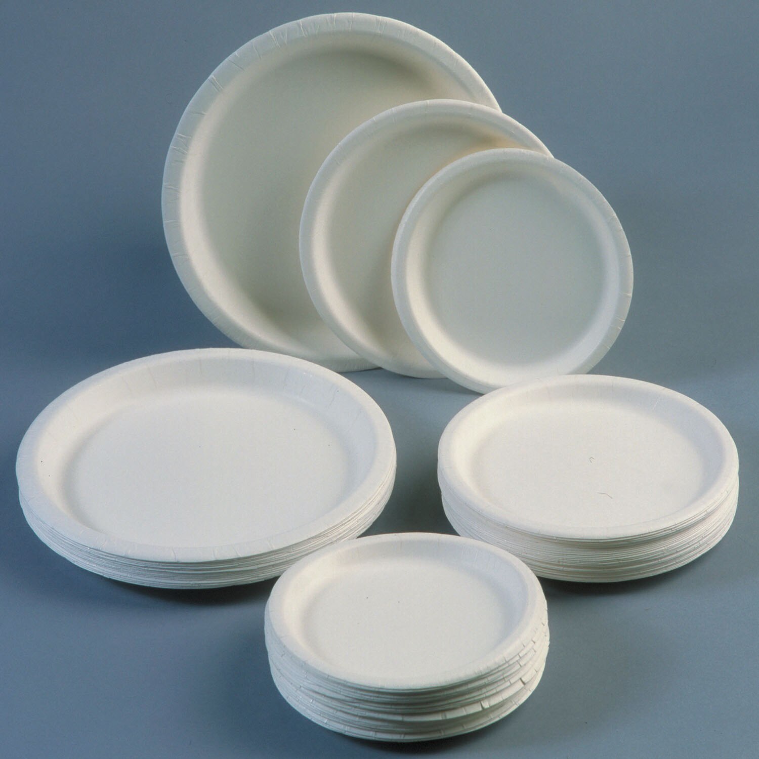 Plate, Paper, White, 7" diameter, 1/2" deep
